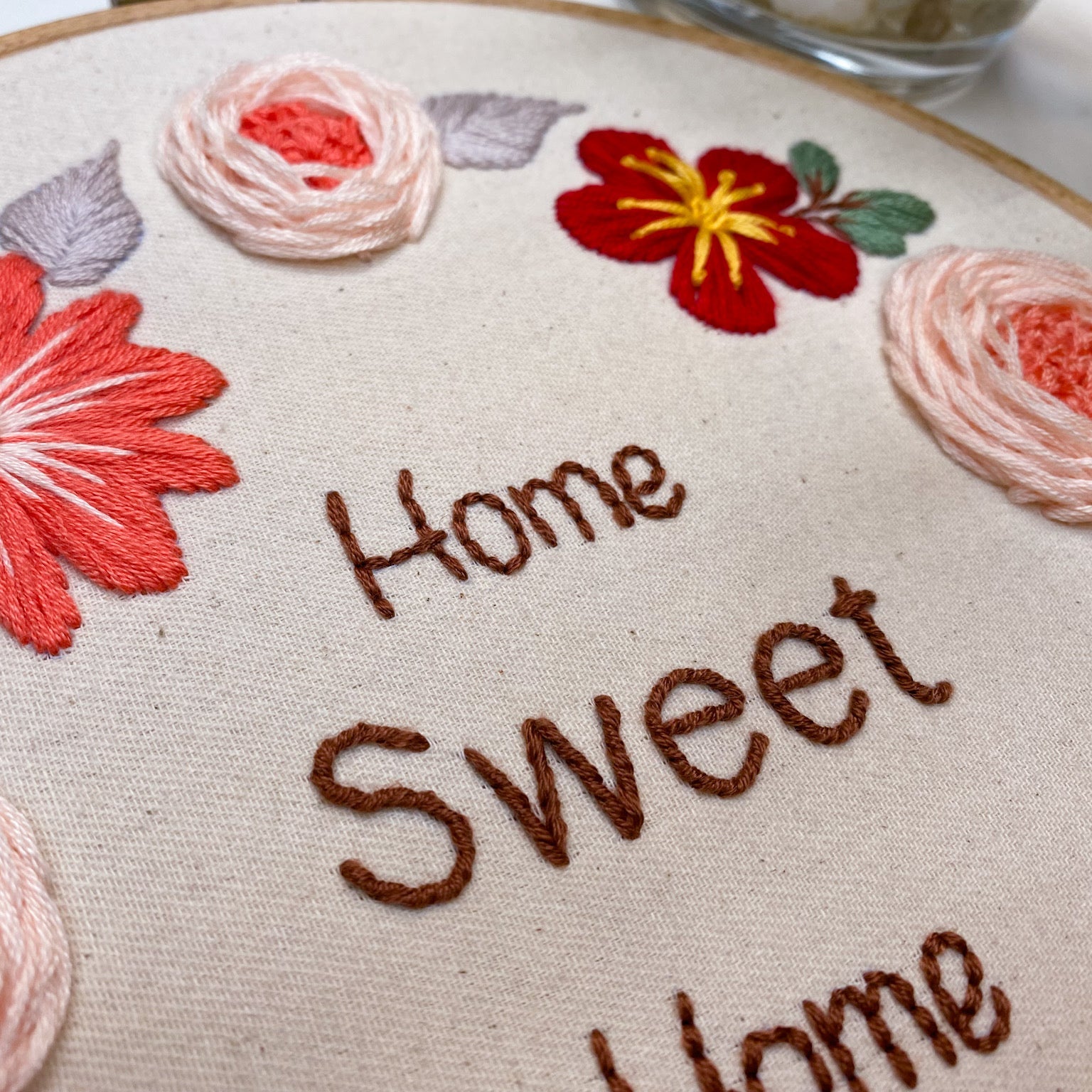 Embroidery for beginners PDF pattern: home sweet home