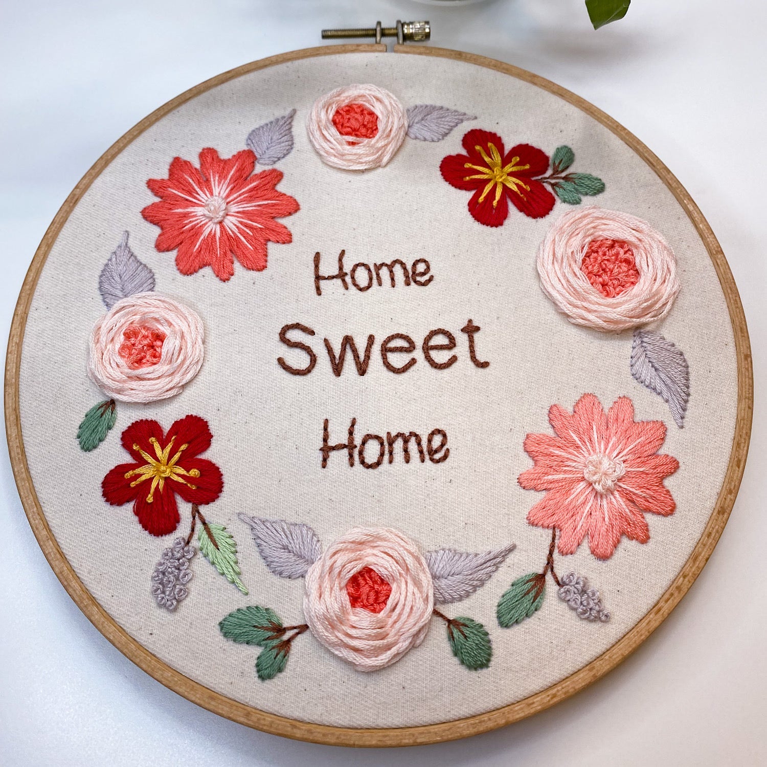 Embroidery for beginners PDF pattern: home sweet home