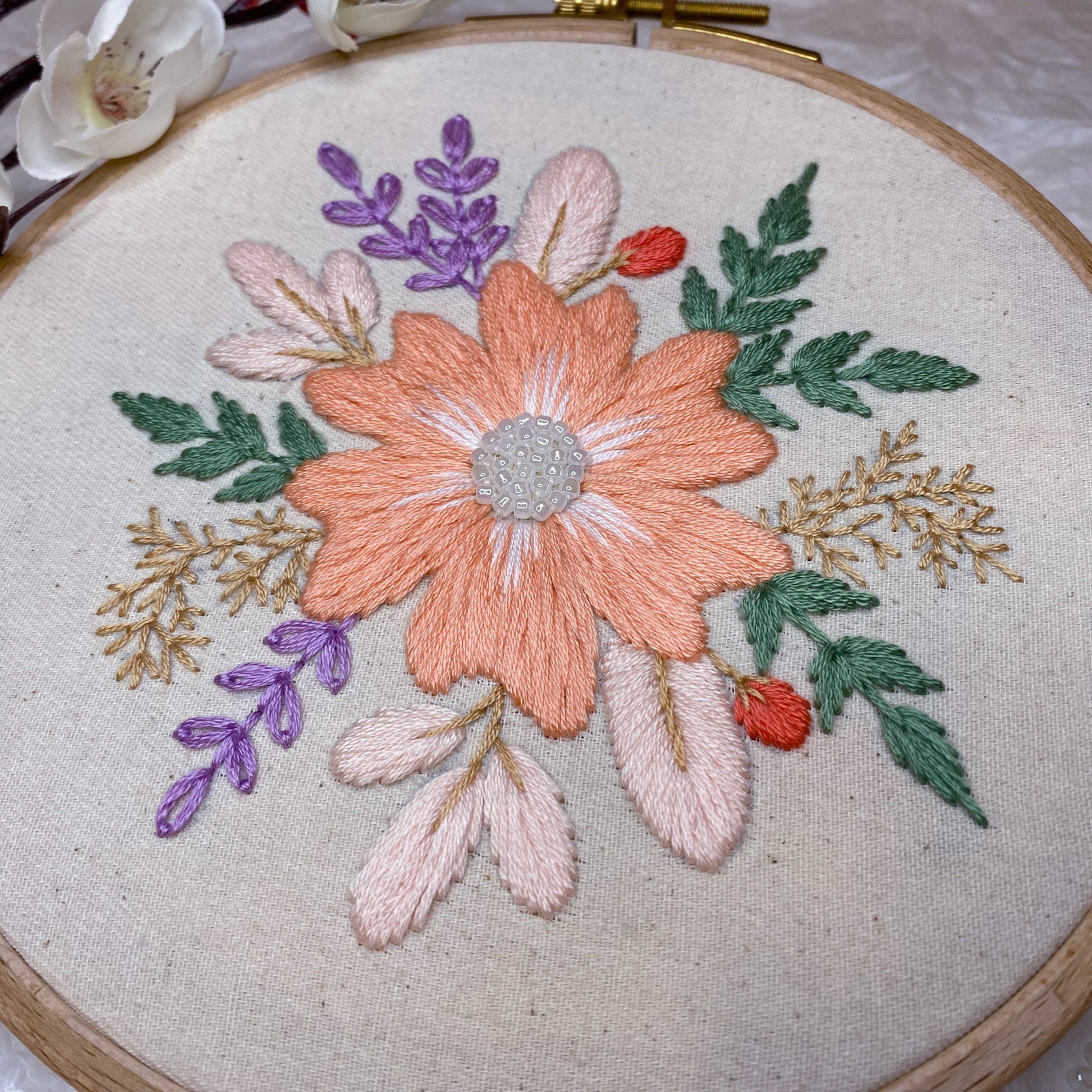 embroidery for beginners PDF pattern: garden flower 7inch hoop